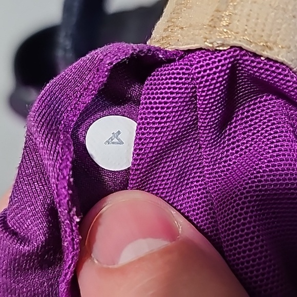 Lululemon purple and black size 4 scoop neck mesh halter tank top - Picture 5 of 5